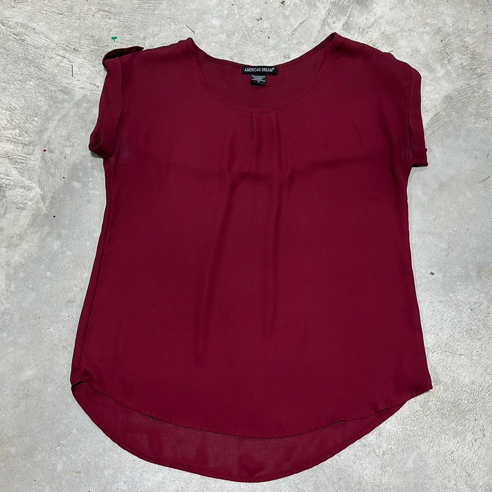 Maroon shirt sleeve top / Size S‎ / American Dream Brand / R-50
